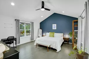 2414 E Martin Luther King Jr Blvd, Austin, TX 78702 - Photo 1