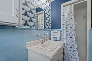 1709 W Lake Dr, Taylor, TX 76574 - Photo 13