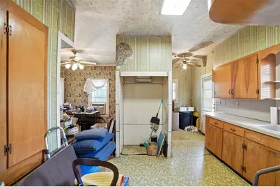 514 S Main Street, Lockhart, TX 78644 - Photo 11