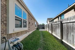 2233 Sauterne Dr, Leander, TX 78641 - Photo 37