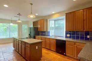 10813 Redmond Rd, Austin, TX 78739 - Photo 7