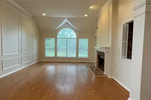 10813 Redmond Rd, Austin, TX 78739 - Photo 13