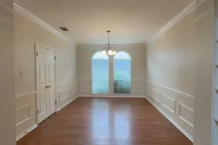 10813 Redmond Rd, Austin, TX 78739 - Photo 5
