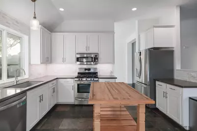 6901 Breezy Pass, Austin, TX 78749 - Photo 11