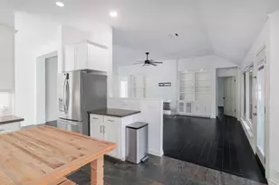 6901 Breezy Pass, Austin, TX 78749 - Photo 11