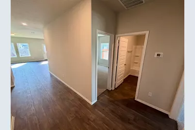 117 Rocky View Lane, Georgetown, TX 78628 - Photo 7