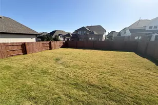 117 Rocky View Ln, Georgetown, TX 78628 - Photo 17