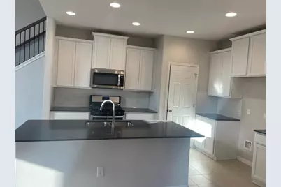 12809 Gilliland Lane, Manor, TX 78653 - Photo 9