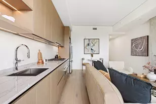 610 Davis St, Austin, TX 78701 - Photo 7