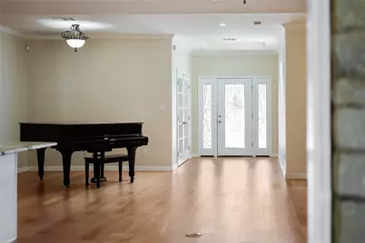 2009 American Drive, Lago Vista, TX 78645 - Photo 9