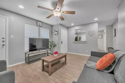 1507 Hollow Tree Boulevard, Round Rock, TX 78681 - Photo 5