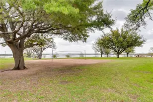 8033 Linnie Ln, Austin, TX 78724 - Photo 17