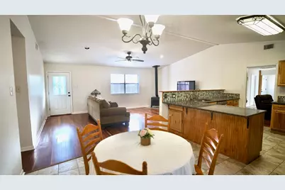 535 Paintbrush Trail, Lockhart, TX 78644 - Photo 3