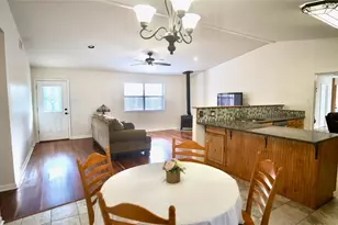 535 Paintbrush Trail, Lockhart, TX 78644 - Photo 3