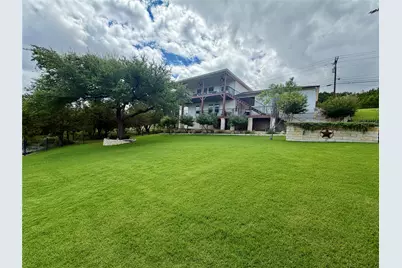 5200 Arrowhead Drive, Lago Vista, TX 78645 - Photo 11