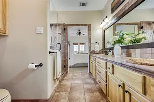 5200 Arrowhead Dr, Lago Vista, TX 78645 - Photo 19