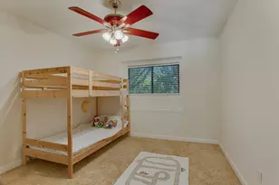1104 Crestview St, Round Rock, TX 78681 - Photo 15