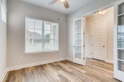 7112 Poulain Drive, Austin, TX 78738 - Photo 5