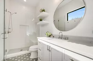 2311 Westoak Dr, Austin, TX 78704 - Photo 15