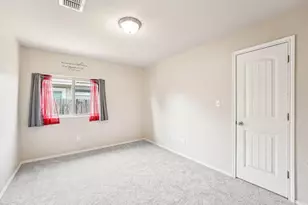 16916 Bridgefarmer Blvd, Pflugerville, TX 78660 - Photo 15