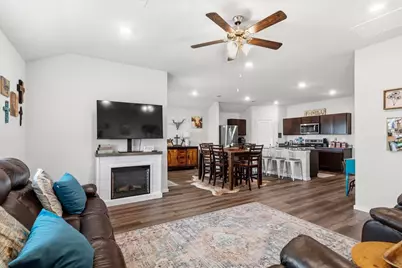 402 Perry Place, Rockdale, TX 76567 - Photo 21