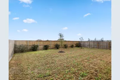 402 Perry Place, Rockdale, TX 76567 - Photo 31