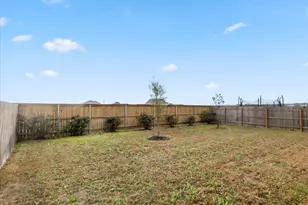 402 Perry Pl, Rockdale, TX 76567 - Photo 31
