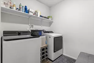 402 Perry Pl, Rockdale, TX 76567 - Photo 27