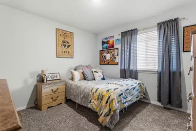 402 Perry Place, Rockdale, TX 76567 - Photo 23