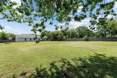 215 Spotted Fawn Drive, Hutto, TX 78634 - Photo 33