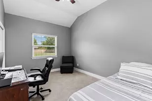 215 Spotted Fawn Dr, Hutto, TX 78634 - Photo 19