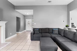 215 Spotted Fawn Dr, Hutto, TX 78634 - Photo 9