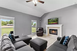 215 Spotted Fawn Dr, Hutto, TX 78634 - Photo 11