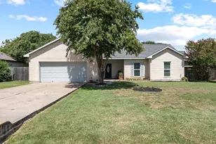 215 Spotted Fawn Dr, Hutto, TX 78634 - Photo 1