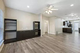 1907 S 17th St, Waco, TX 76706 - Photo 7