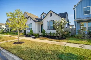 162 Adelton Blvd, Bastrop, TX 78602 - Photo 3