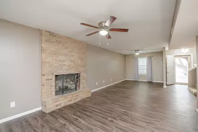 320 Long Pointe Drive, Portland, TX 78374 - Photo 7