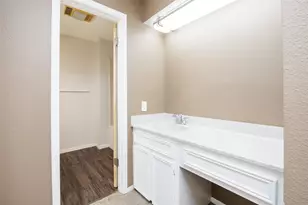 320 Long Pointe Dr, Portland, TX 78374 - Photo 19