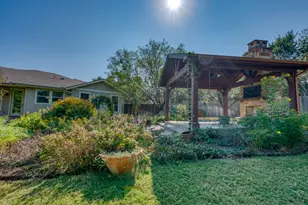 706 Rogart Dr, Spicewood, TX 78669 - Photo 35