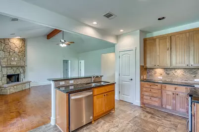 706 Rogart Drive, Spicewood, TX 78669 - Photo 17