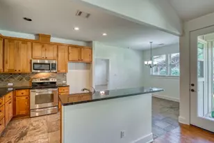 706 Rogart Dr, Spicewood, TX 78669 - Photo 13