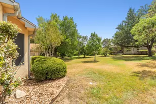 113 Purple Sage Dr, Georgetown, TX 78633 - Photo 39