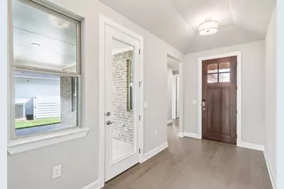 207 Sprinting Peak Drive, San Marcos, TX 78666 - Photo 3