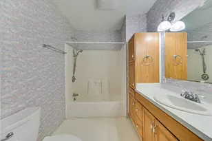 306 Garwood St, Smithville, TX 78957 - Photo 11