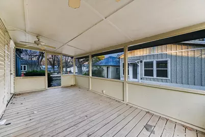 306 Garwood Street, Smithville, TX 78957 - Photo 11