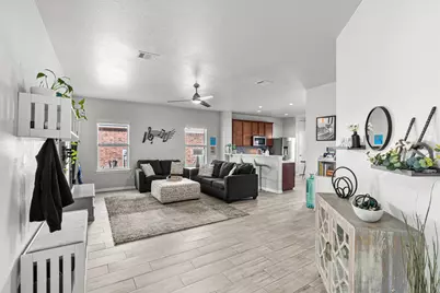 238 Wells Bend, Hutto, TX 78634 - Photo 5