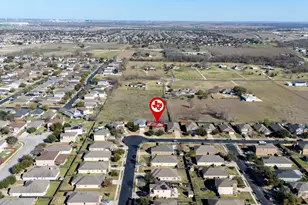238 Wells Bend, Hutto, TX 78634 - Photo 9