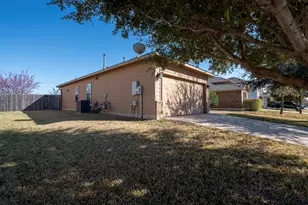 238 Wells Bend, Hutto, TX 78634 - Photo 37