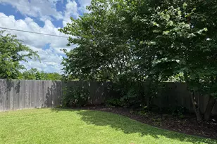 238 Wells Bend, Hutto, TX 78634 - Photo 25