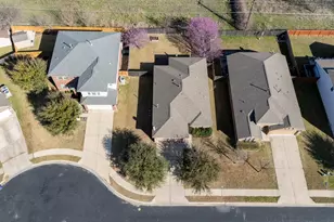 238 Wells Bend, Hutto, TX 78634 - Photo 31